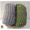 Image 1 : 2 KNITTED THROWS