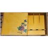 Image 2 : 22)  WOODEN WINE STORAGE GIFT BOX, HOLDS 4 BOTTLES