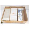 Image 1 : BOX OF MIXED HOCKEY CARDS