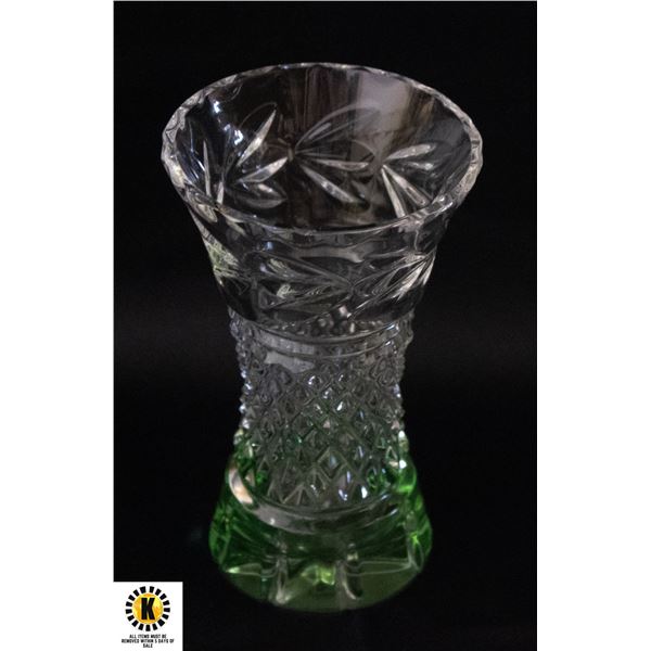 ETCHED GREEN BASE CRYSTAL SMALL GLASS