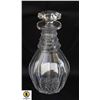 Image 1 : CUT SMALL DECANTER WITH TOP