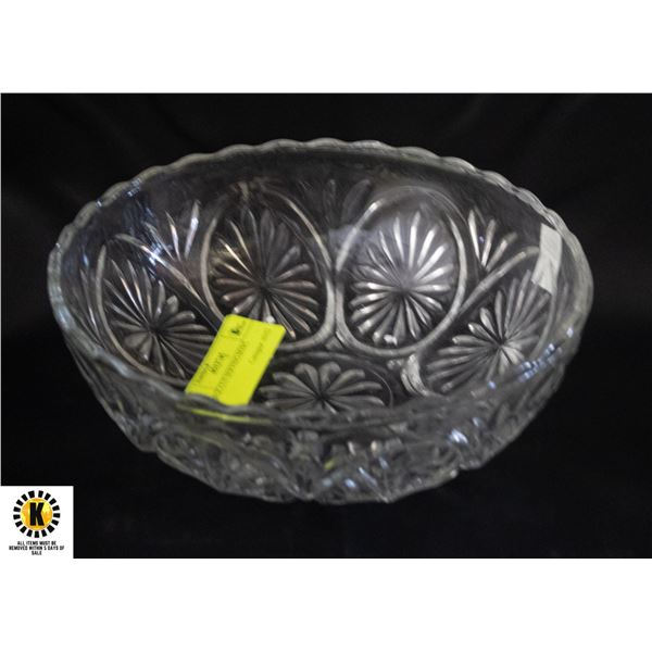 LARGE CUT SERVING BOWL