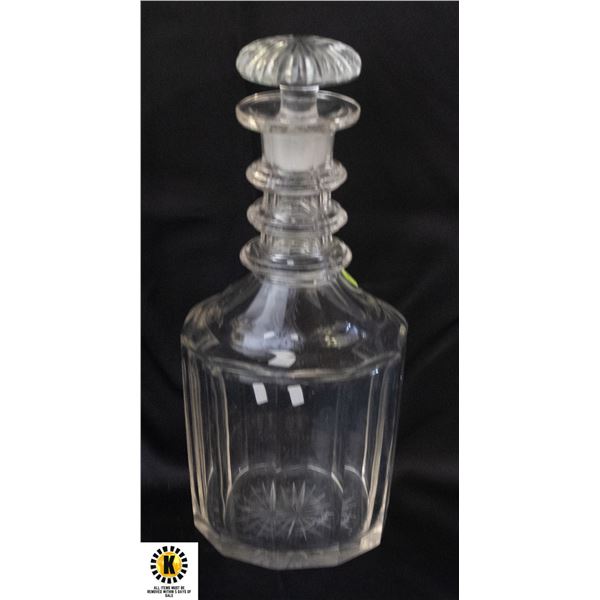 LARGE CUT DECANTER WITH TOP