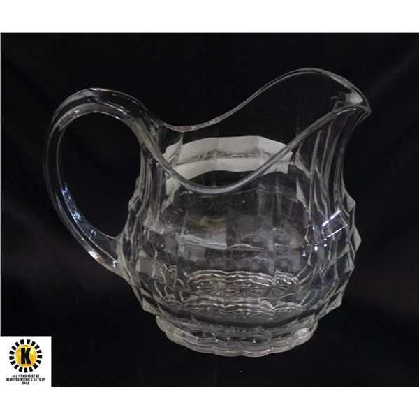 CUR SMALL WATER/GRAVY PITCHER