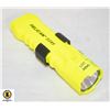 Image 1 : PELICAN 3315 FLASHLIGHT WATERPROOF AND