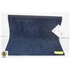 Image 1 : PLUSH MAT BLUE 18" X 18"