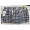Image 1 : 6 PAIRS OF SIZE 14/16 BOXERS