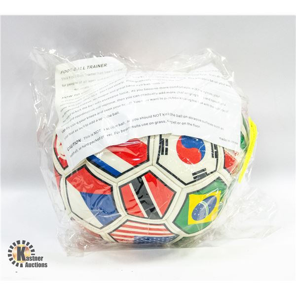 BRAND NEW FLAG SOCCER TRAINER WITH ELASTIC LEAD