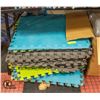 Image 1 : LOT OF ASSORTED 2' X 2' PUZZLE MATS