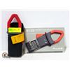 Image 1 : FLUKE 33 CLAMP METER