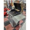 Image 4 : CENTRO STAINLESS STEEL 3 BURNER BBQ W/ SIDE BURNER