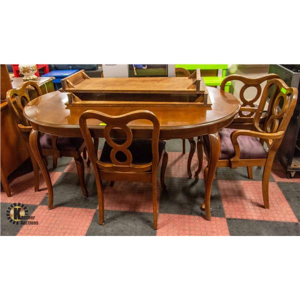 DINING ROOM TABLE WITH 6 CHAIRS AND 2 LEAFS AS IS