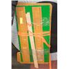 Image 1 : UNASSEMBLED KIDS TRAIN TABLE