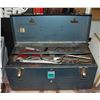 Image 2 : TOOL BOX WITH CONTENTS