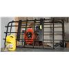Image 1 : ROOF/BACK TAILGATE RACK