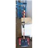 Image 1 : SHOVELS- 3 PIECE ASSORTED