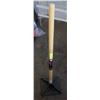 Image 1 : RAZOR BACK PROFESSIONAL 10" X 10" TAMPER