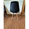 Image 2 : 4 Dining Room Side Chairs