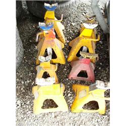 Lot of 8 Jack Stands (169)