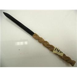 CHOICE on 5 baleen and ivory letter openers (2)