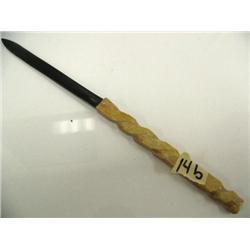 CHOICE on 5 baleen and ivory letter openers (2)