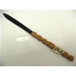 CHOICE on 5 baleen and ivory letter openers (2)