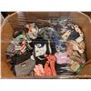 Image 2 : Pallet #148 - Calzado/Ropa (30 Prendas y 20 Pares de Calzado)