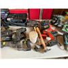 Image 23 : Tools/Equipment/Household