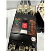 Image 5 : Lot of Fuji Electric Breakers/Contactors