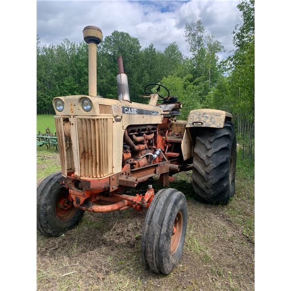 Case 1030 diesel tractor, dual hyds, PTO, fair rubber. Loader mounts will be taken off by the (Lot #