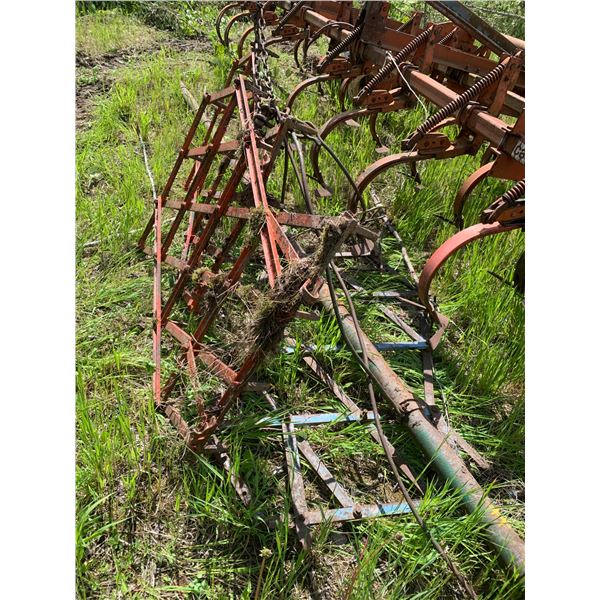 Harrow draw bar & 3- harrows