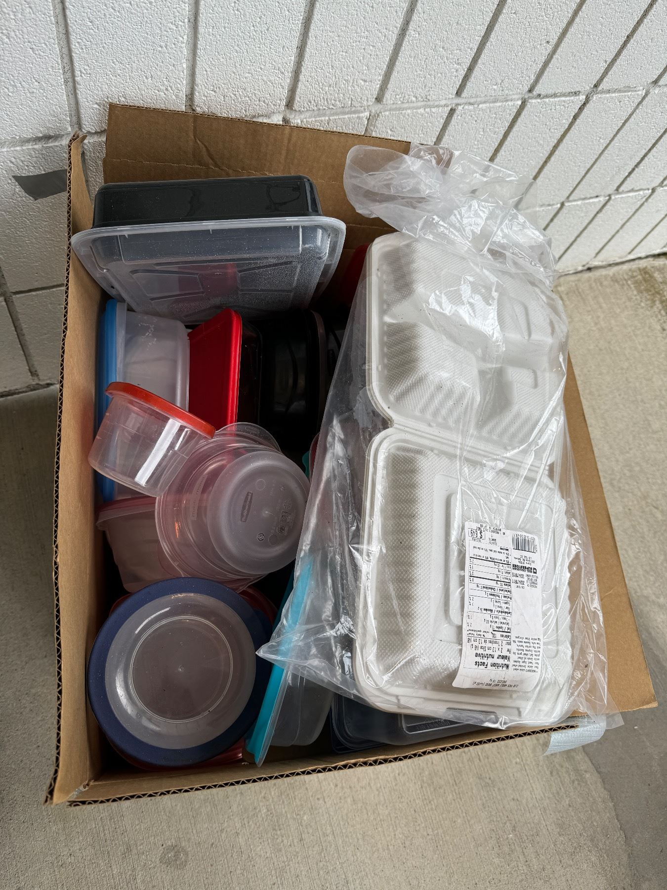 Reusable Container Vector Reusable containers