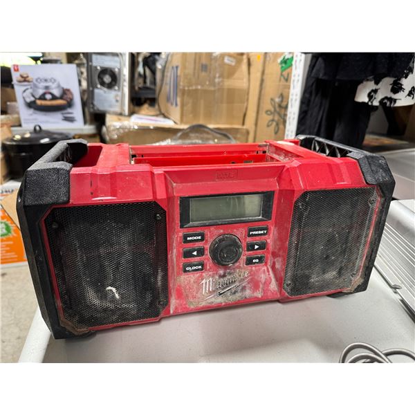 Milwaukee M18 Jobsite Radio Works & Sounds Great