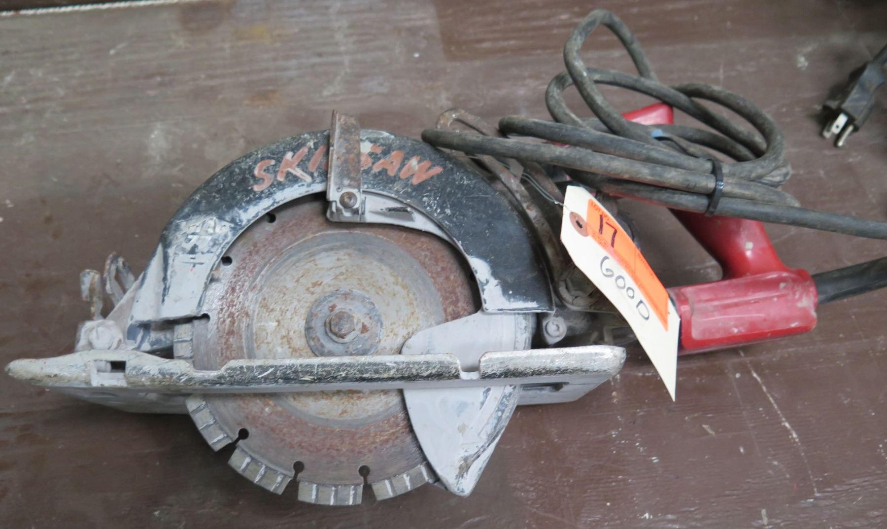 thumbnail image 2 of Skilsaw 76924 7-1/4” Worm Drive 77 Framing Circular Saw Blade – BULK, New 2 of 5