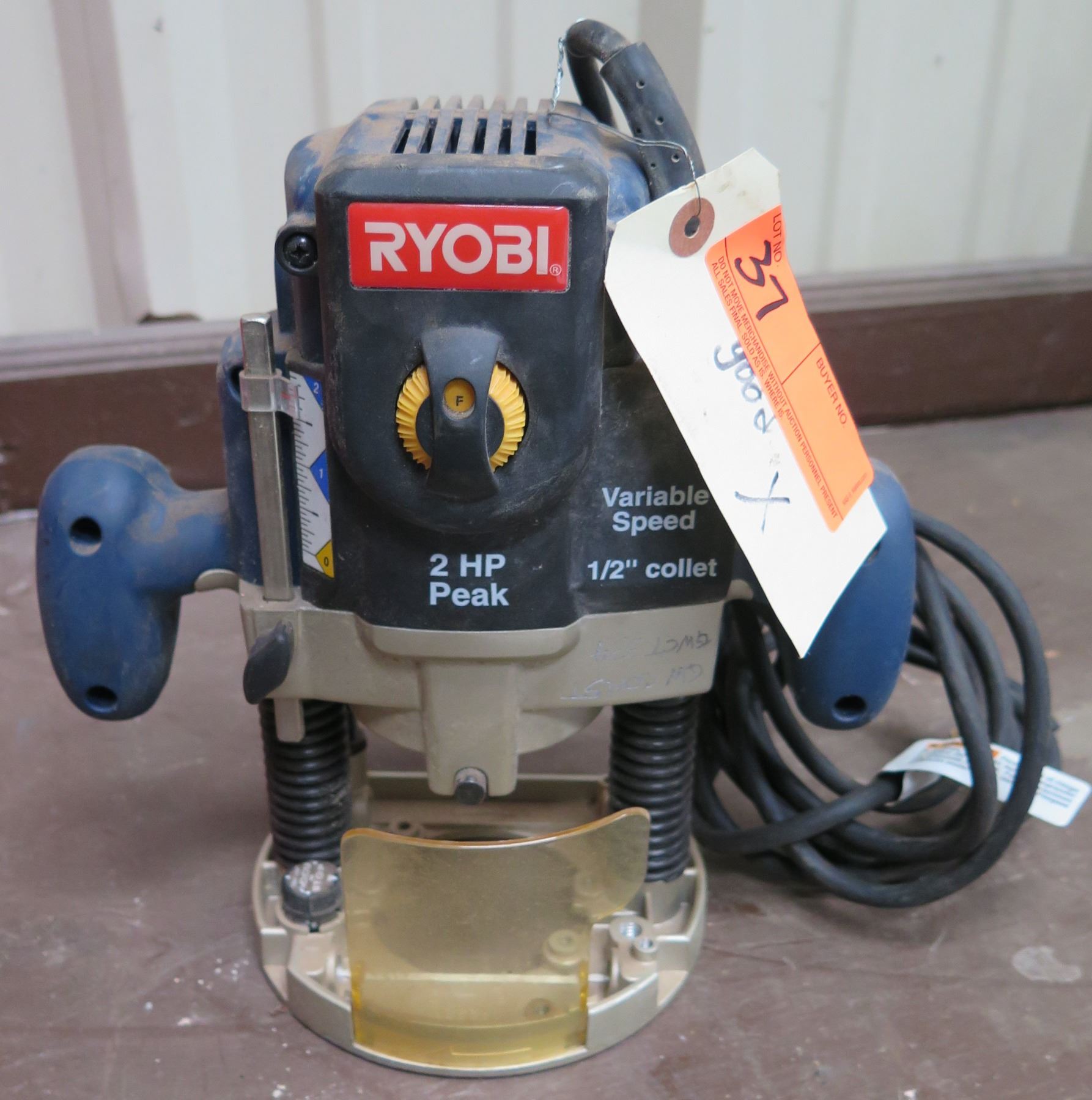 Ryobi RE180PL1 Plunge Base Corded Router