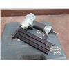 Image 2 : Hitachi NT50AE Finish Nailer in Hard Case