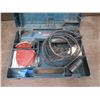 Image 2 : Bosch 1294 VS Corner Detail Sander in Hard Case