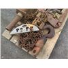 Image 2 : Contents of Pallet: Crane Hooks, Chain, Fittings, etc