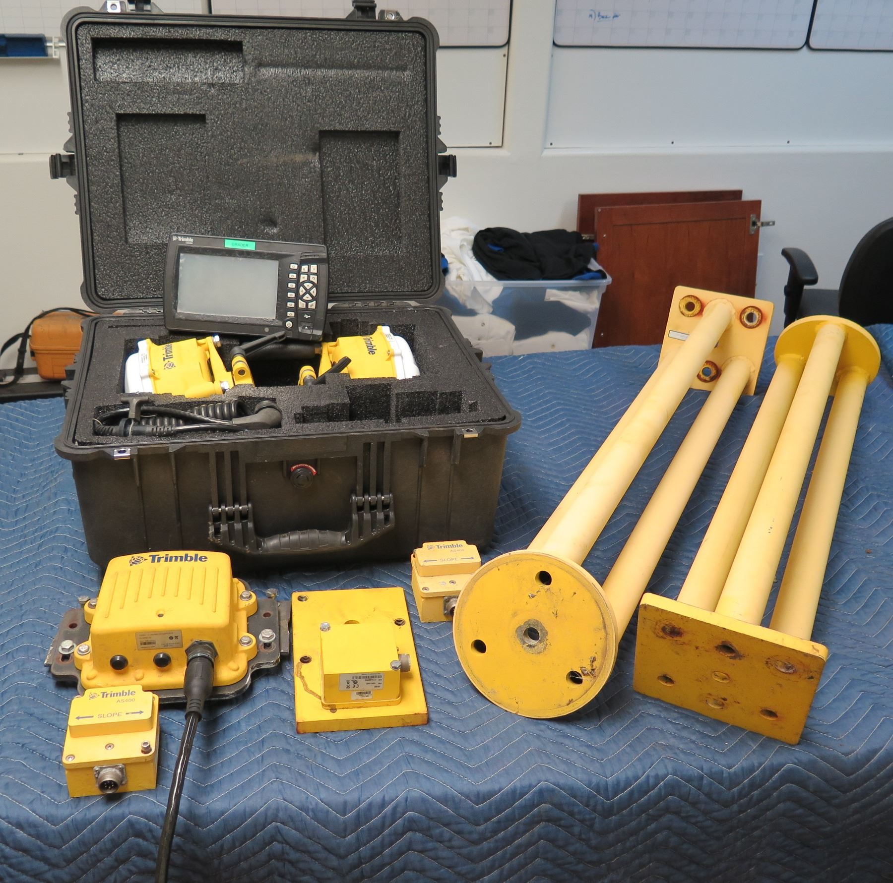 Trimble GCS900 Grade Control System w/ CB460 Control Box