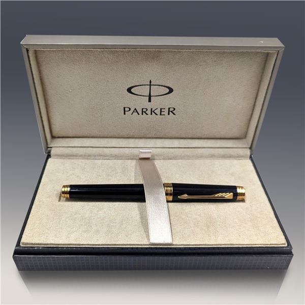 Mint Unused Black Enameled French Parker Premier Deluxe Fountain Pen With 18K Gold Nib