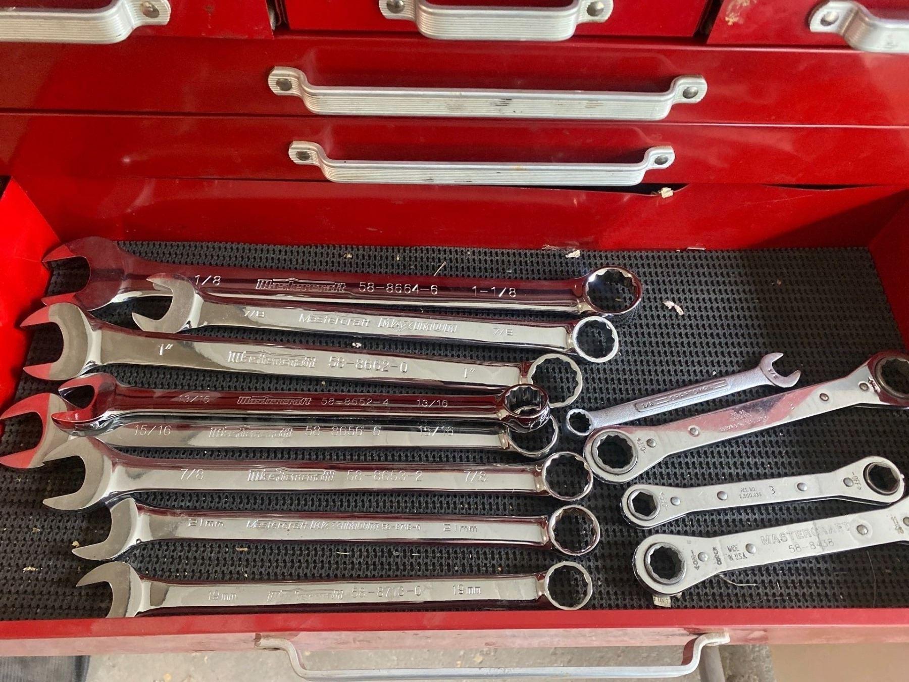 Beach Tool Chest Contents Beck Auctions Inc beach-tool-chest-contents-beck-auctions-inc