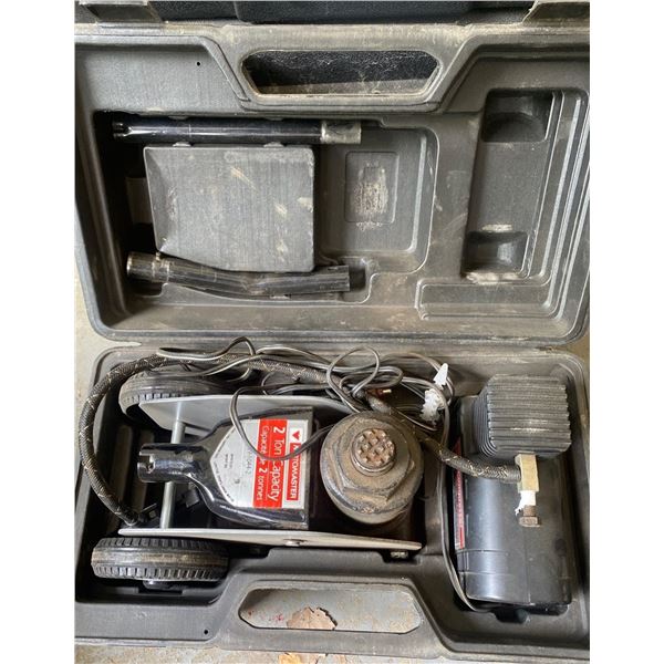 Moto master 2 Tonne Jack & Air Compressor