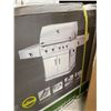 Image 2 : PC 75,000 BTU Signature Series Stainless Steel 7 Burner BBQ - Natural Gas