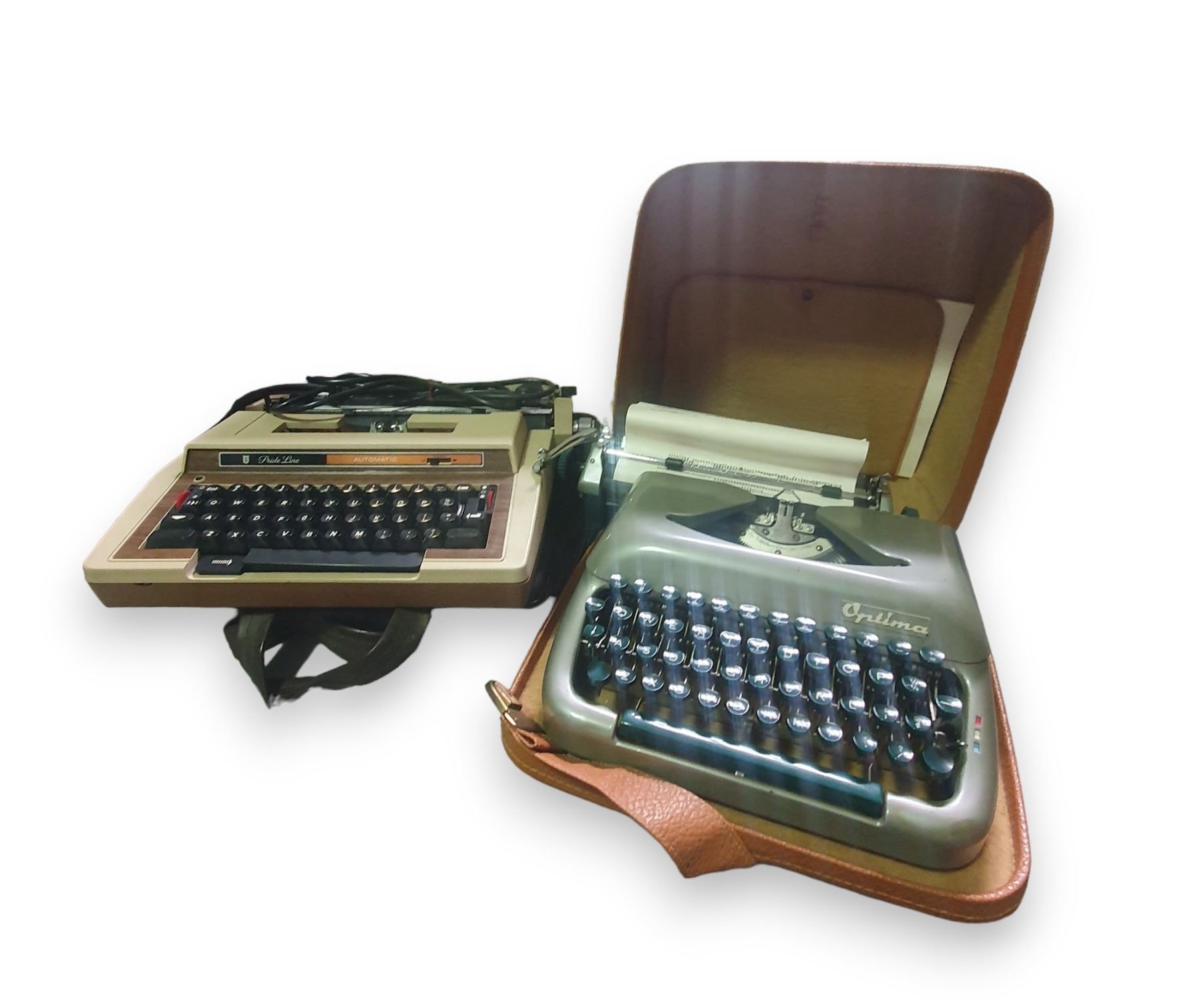 Type Writer Box Group lot - x2 Electronic Typewriters - 1 Analog Typewriter (All With ...