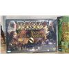 Image 2 : Lord of The Rings Collectable Chess Set & Collectors Edition Lord of The Rings "Risk" Game
