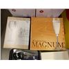 Image 3 : Misc lot - Carel Glasses, Martini Pitcher, Glasses, Corkscrew, Etc...
