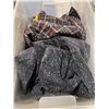 Image 2 : 2 Bin - Misc Clothes & Scarfs