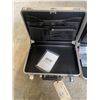 Image 2 : Group of 3 Zero Halliburton cases - Travel Blue Pillowcases