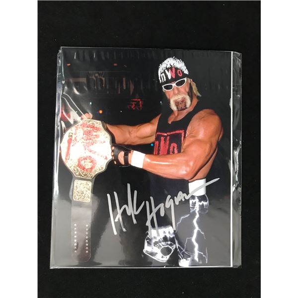 HULK HOGAN SIGNED 8X10 PHOTO GAA COA