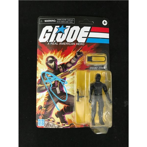 MINT ON CARD RAY PARK SIGNED SNAKE EYES FIGURE(WWOC COA)
